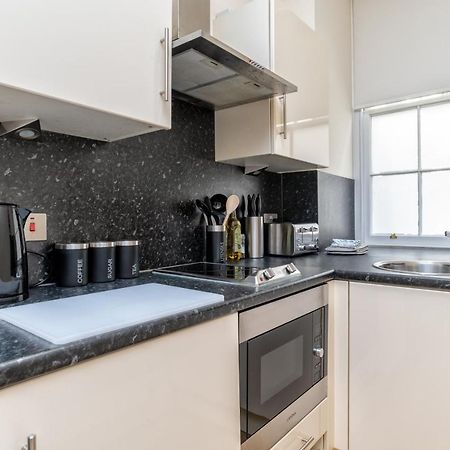 Victoria Court Suites - Aberdeen Ngoại thất bức ảnh